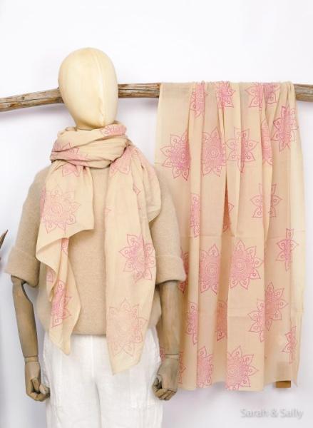 Sarah & Sally Schal Mandala Natur