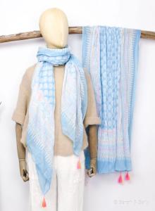 Sarah & Sally Baumwollschal hellblau